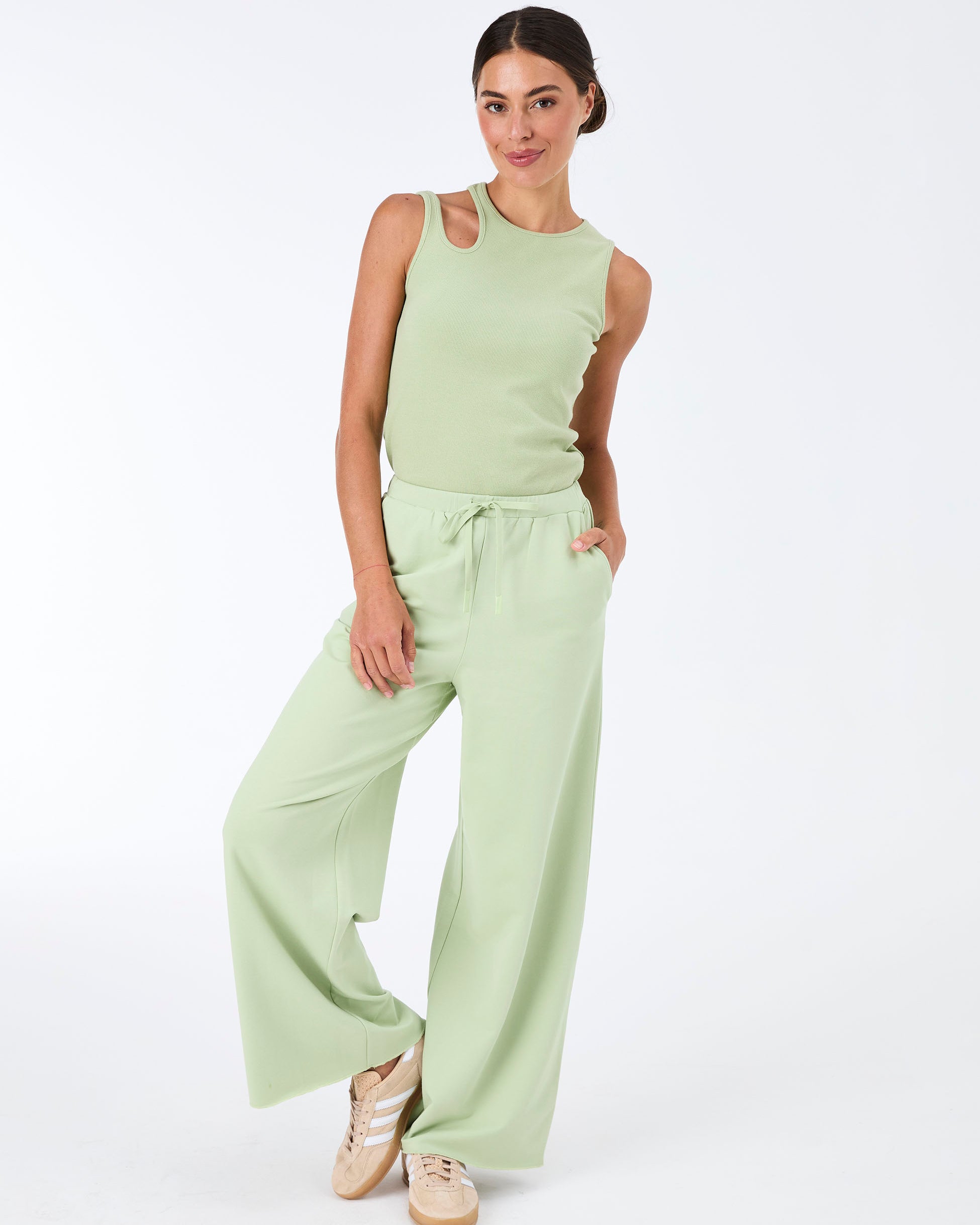 Classic Wide Leg Sweat Pants - Matcha Green