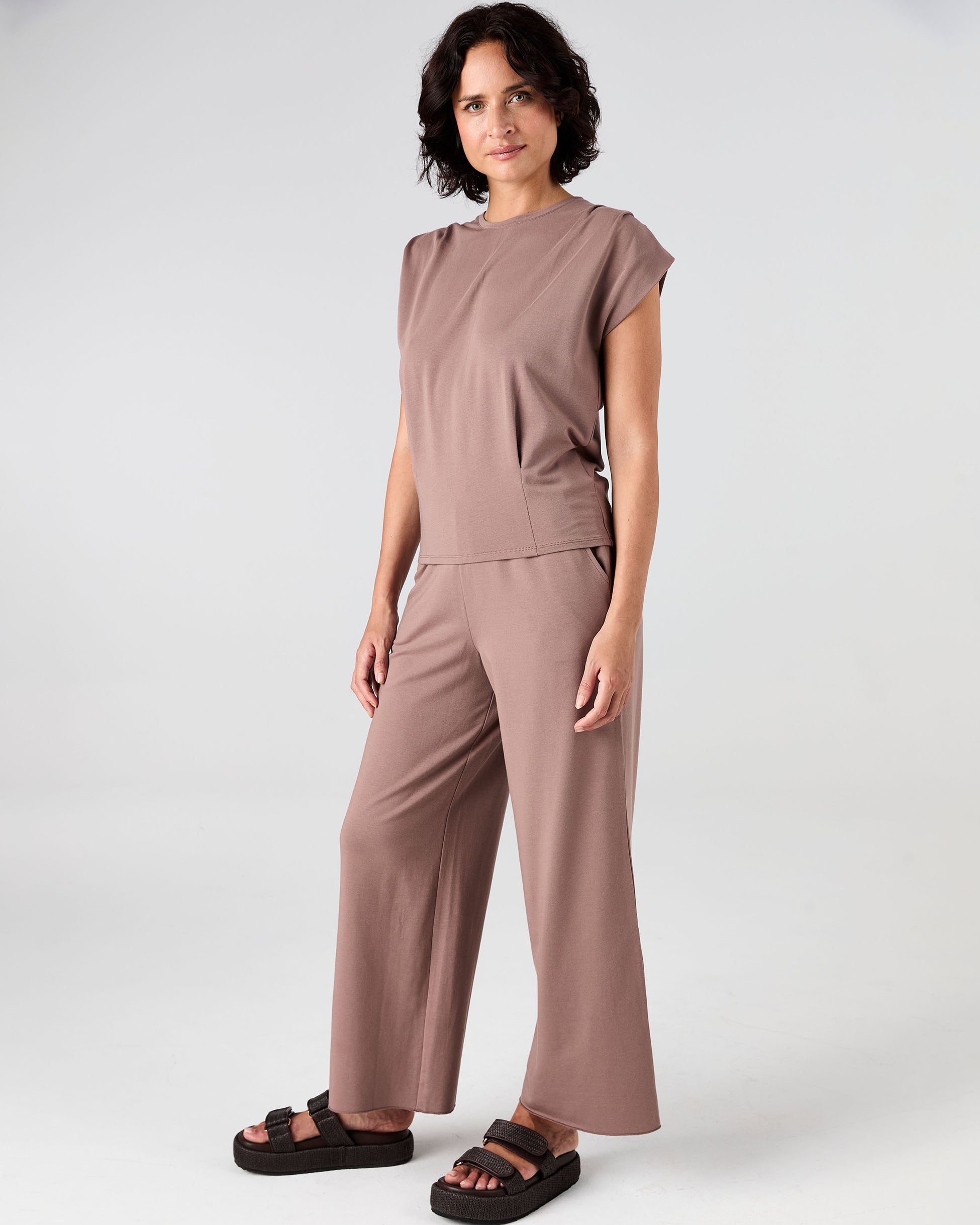 Classic Wide Leg Sweat Pants - Taupe