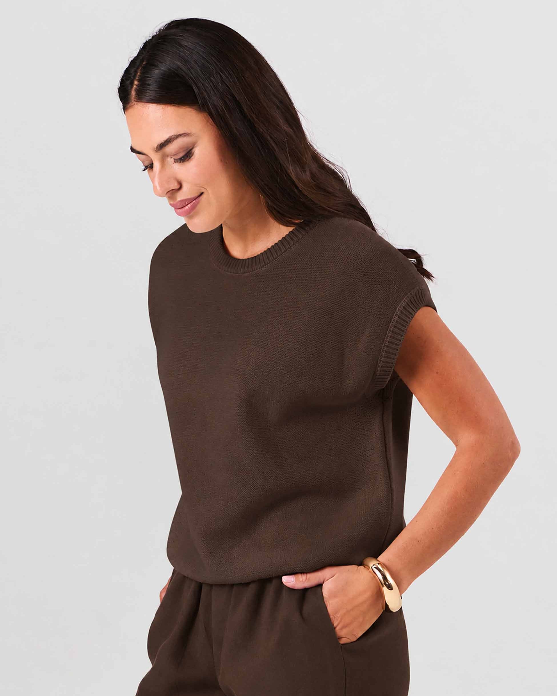 Lee Cotton Knit Vest- Coffee Bean
