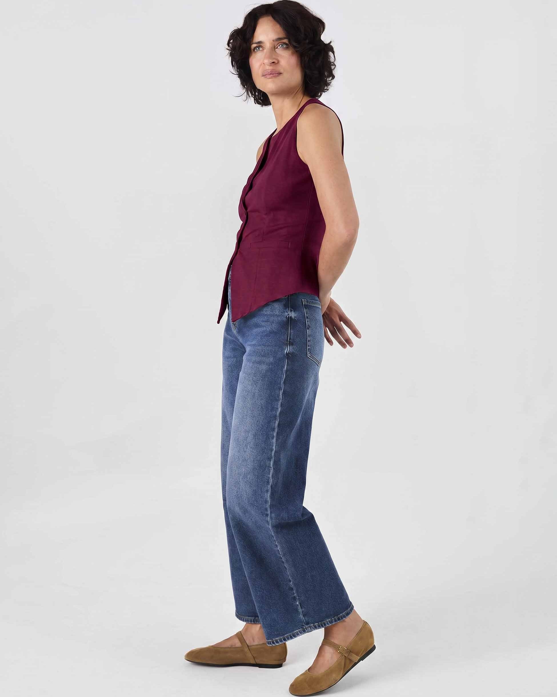 Fitted Waistcoat - Sangria