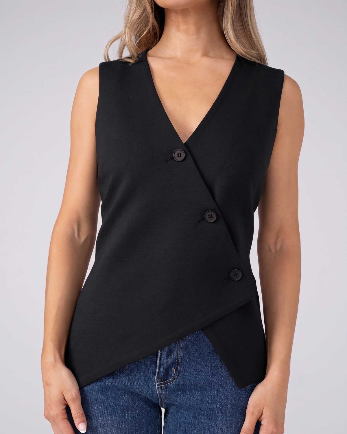 Beck Fitted Waistcoat - Black